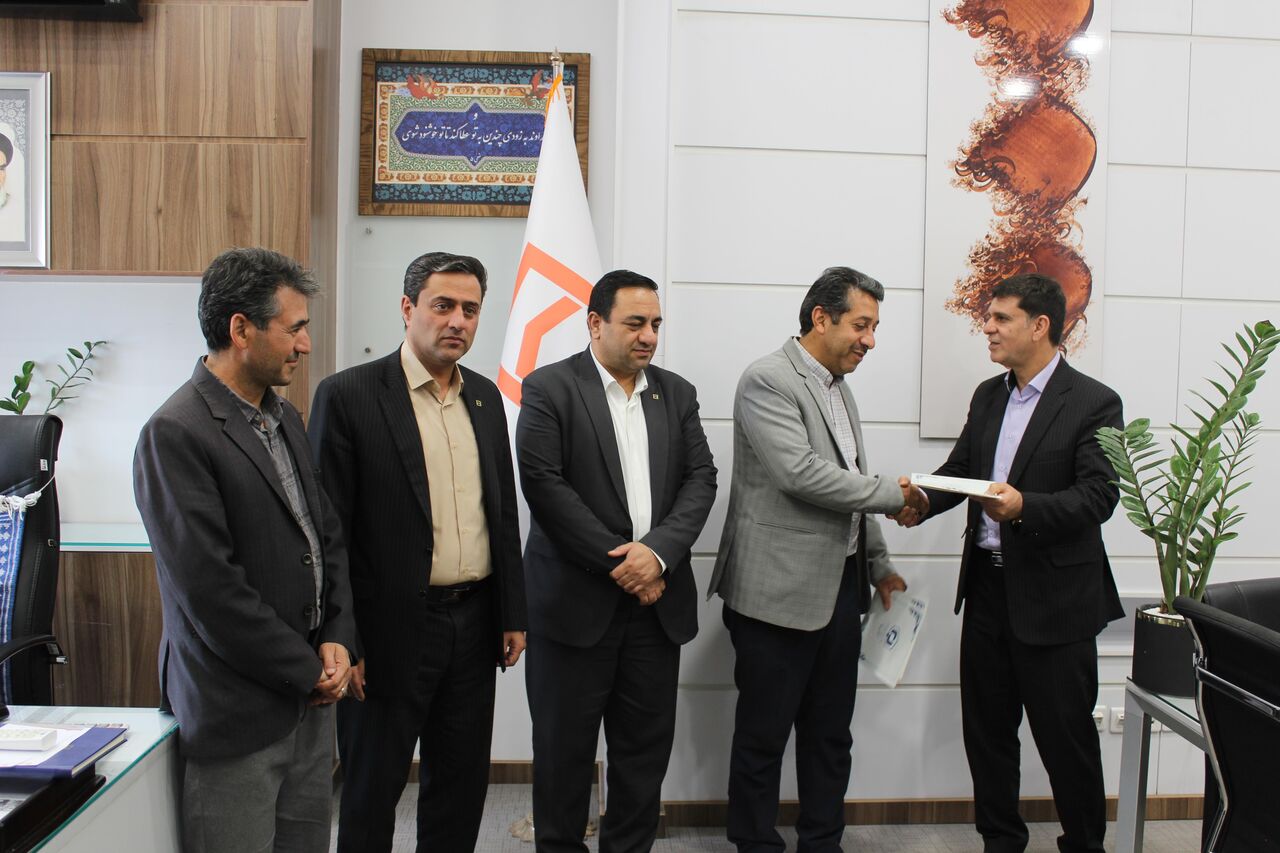 تقدیر بنیاد مسکن یزد از همکاری بانک مسکن در بهسازی و نوسازی واحدهای روستایی