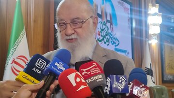 چمران: صدور مجوز برای تاکسی‌های اینترنتی باید از سوی مدیریت شهری باشد