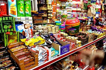 ابهام در ویژندهای خارجی خراسان رضوی/ از نوشابه آمریکایی تا پوشاک ترک
