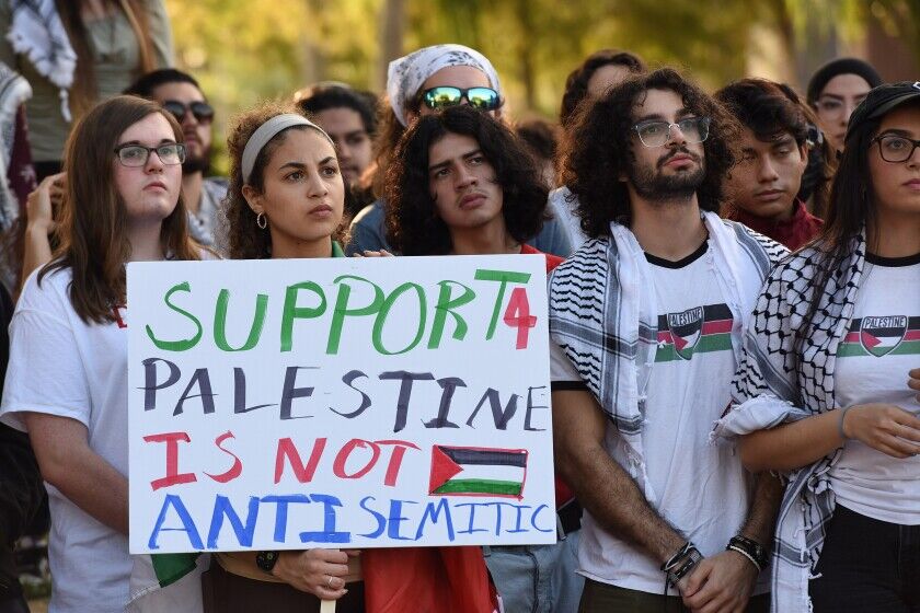 مخالفت ۶۰ درصد تحصیلکرده‌های آمریکایی با اخراج دانشجویان حامی فلسطین