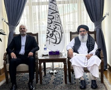 سرپرست وزارت صحت عامه براق توسعه همکاری‌های صحی عازم ایران شد