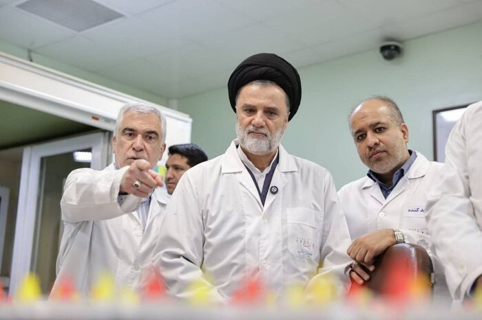 بازدید اعضای کمیسیون امنیت ملی مجلس از راکتور تحقیقاتی تهران 