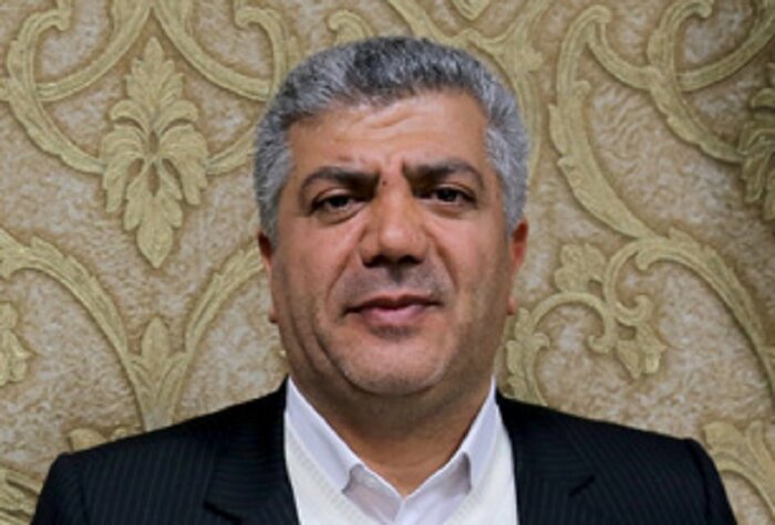 بنیس روستایی در قواره شهر، بدون بیسواد و بیکار