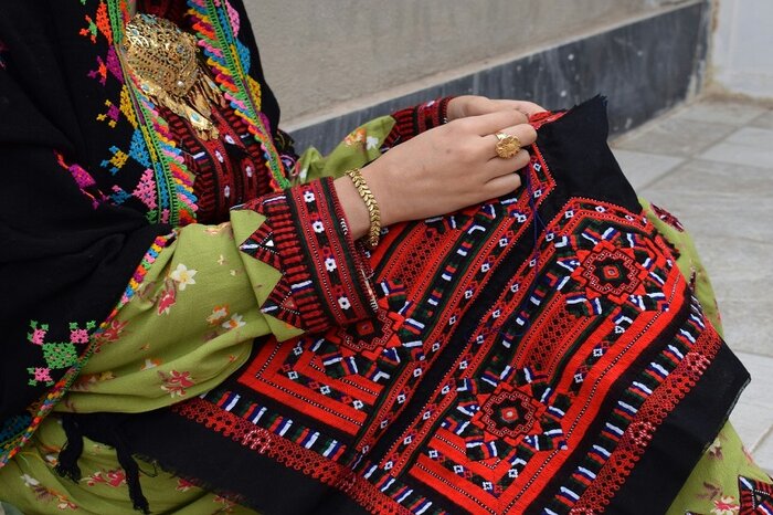 سوزن‌دوزی سیستان و بلوچستان؛ هنری از دل تاریخ تا بازارهای امروز