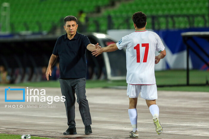 قلعهنویی: بازیکنانم اشتباهات بچهگانهای داشتند/ بیتفاوت بازی کردیم