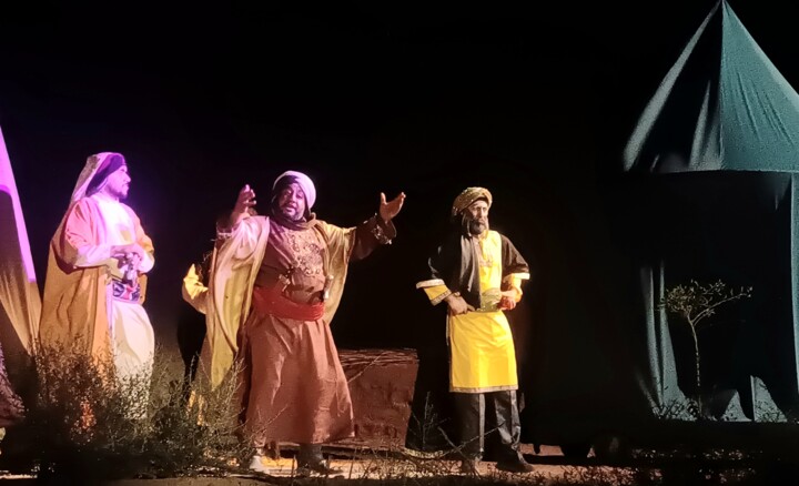 نمایش «روشنتر از خورشید» با روایت زندگی امام علی(ع) و سردار هور روی صحنه رفت