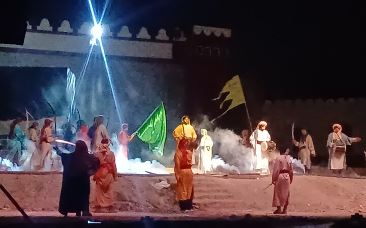 نمایش «روشنتر از خورشید» با روایت زندگی امام علی(ع) و سردار هور روی صحنه رفت