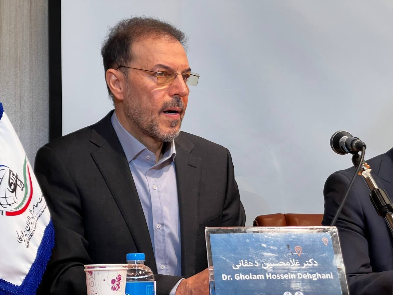 موافقت اروپا با توافق تهران-واشنگتن مشروط خواهدبود/ واهمه تروئیکا از تبعات مکانیسم ماشه