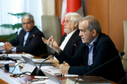 دستور پزشکیان برای تسهیل و رفع مشکلات سرمایه‌گذاران و تولیدکنندگان برق