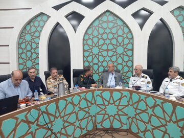 استاندار کرمانشاه: شبکه حمل‌ونقل برای تامین رضایت زائران اربعین مدیریت شود