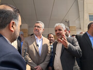 وزیر بهداشت از بیمارستان رازی ایلام دیدن کرد+ فیلم
