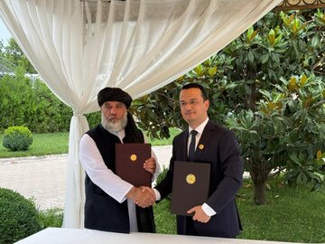 افغانستان و اوزبیکستان توافق تجارت ترجیحی امضا کردند
