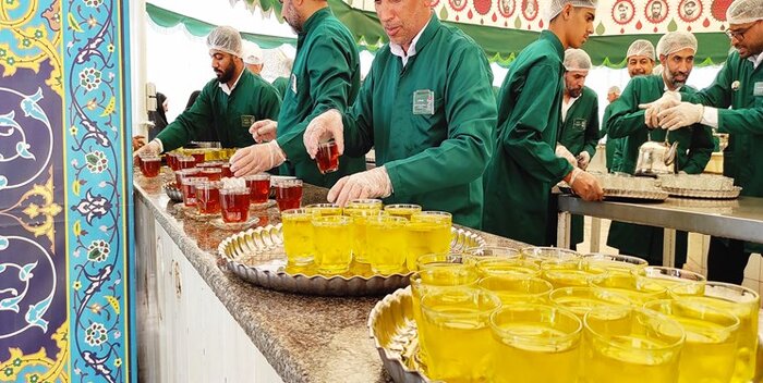 وقتی گنبد طلای رضا با نور علی روشنتر میشود