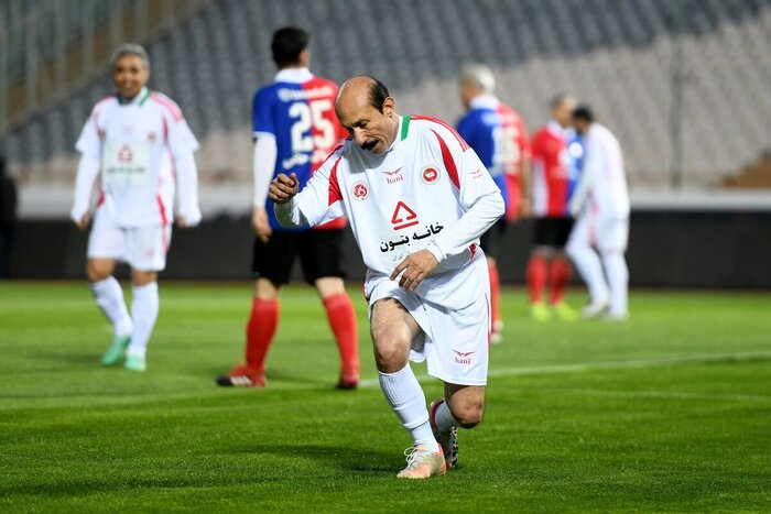 با ابراهیم تهامی، از کما تا خانه اجارهای؛ من بودم و مسی و رونالدینیو!