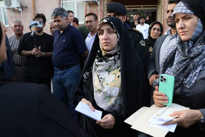 بهروزآذر: بانوان کارآفرین ۴۰ میلیارد ریال تسهیلات می گیرند