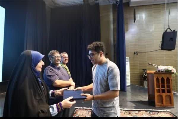 فیلم «جَست» ۲ جایزه نخستین جشنواره «۱۲۰ ثانیه‌ای خلیج فارس» را کسب کرد