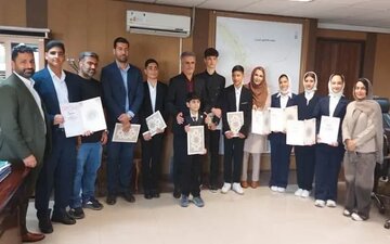 فرماندار شیراز: ایران با تلاش نخبگان دوباره خواهد درخشید