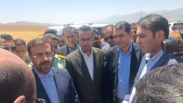تاکید استاندار فارس بر شتاب بخشی و تکمیل جاده بوانات به صفاشهر+ فیلم
