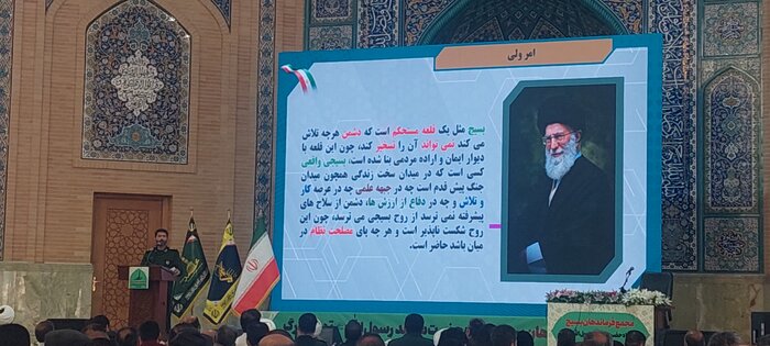 سردار سلامی:ایران برابر توطئه دشمنان دست برتر را دارد