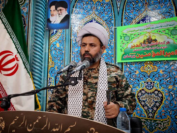امام جمعه کنگاور: ملت ایران آماده دفاع از کشور و انقلاب در هر صحنه‌ای است