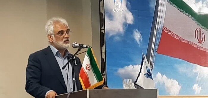 آماده سازی مزار شهید دکتر محمد مهدی طهرانچی در حرم حضرت عبدالعظیم+فیلم