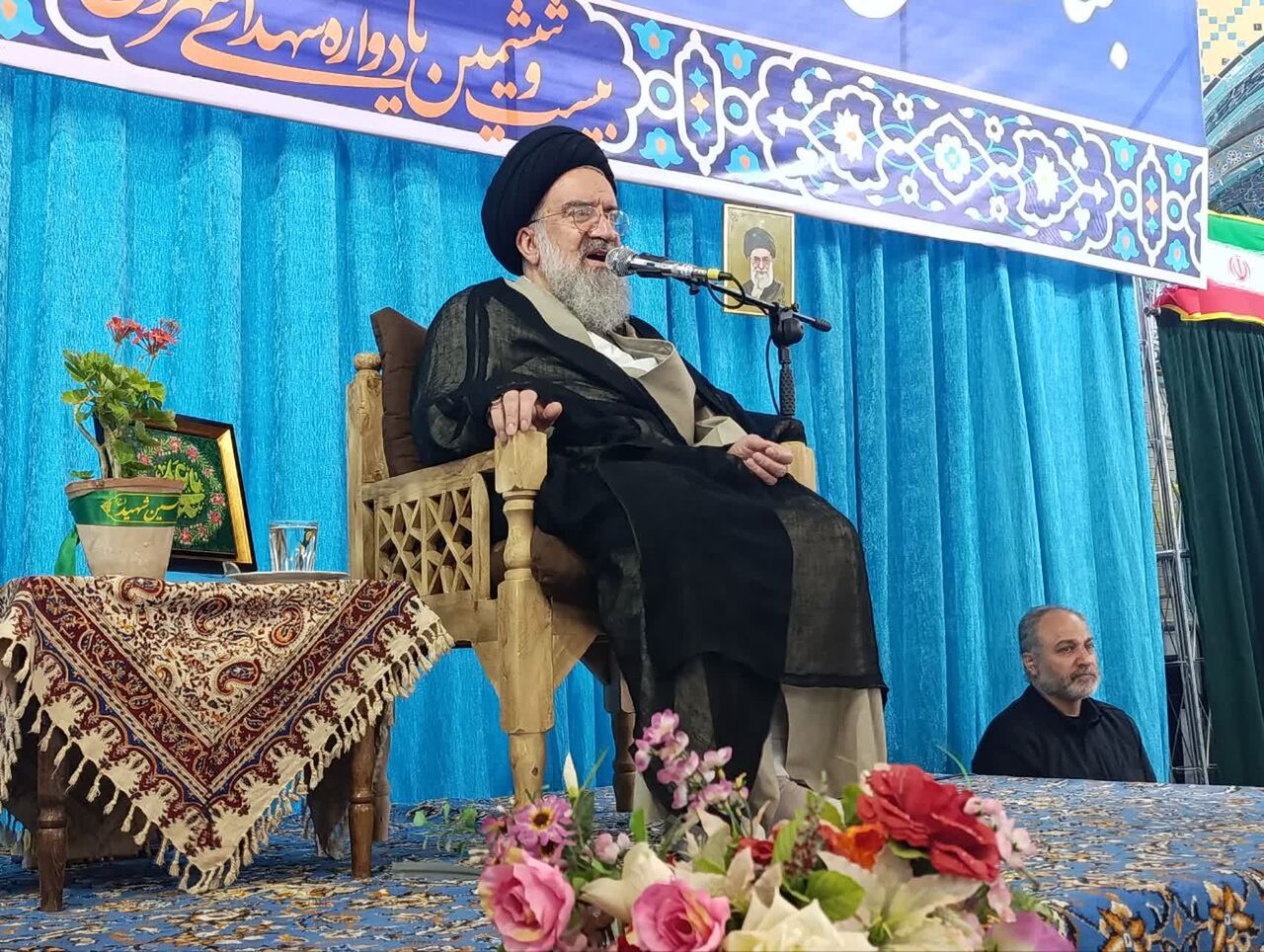 آیت‌الله خاتمی: حوزه‌های علمیه پشتوانه دین هستند