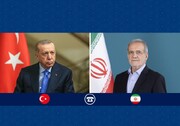 Türkei erklärt Solidarität mit Iran: Pezeshkian und Erdoğan sprechen über Eskalation im Nahen Osten
