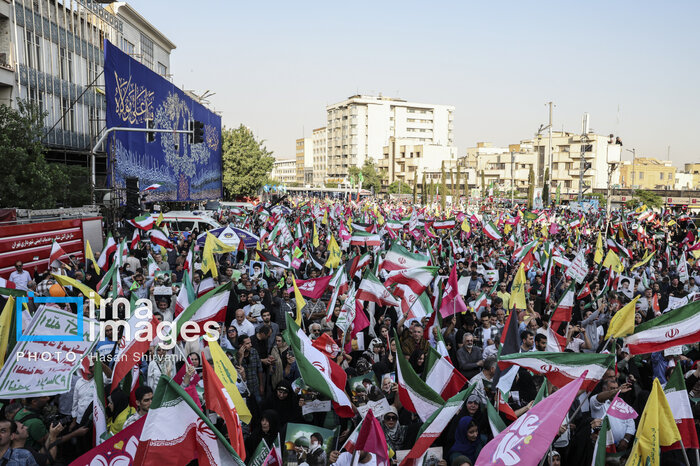Gran marcha del pueblo de Teherán en la celebración del Eid al-Qadir