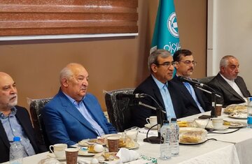 استاندار خراسان‌رضوی دستور ویژه برای پیگیری مشکلات صنایع غرب استان صادر کرد
