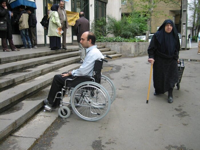 جاده‌های مرگ تا گهواره‌های درد؛ تصادف‌ها و ازدواج‌های فامیلی ۲ مسیر تلخ معلولیت در