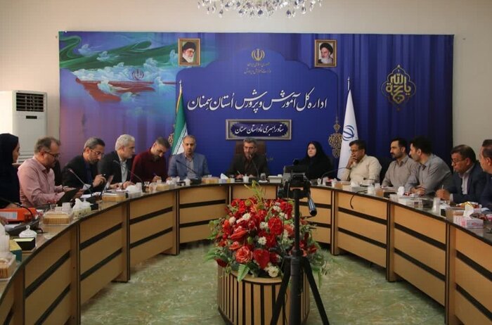 مدیرکل آموزش و پرورش سمنان:‌ مراقبت از فرزندان در مقابل آسیب‌ها توصیه قرآنی است