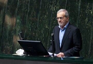 حضور رئیس جمهوری در جلسه رای اعتماد وزیر پیشنهادی اقتصاد