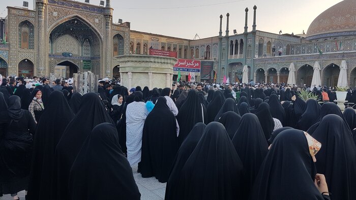پیکرهای مطهر هشت شهید تجاوز رژیم صهیونیستی در قم تشییع شد پیکرهای مطهر هشت شهید تجاوز رژیم صهیونیستی در قم تشییع شد