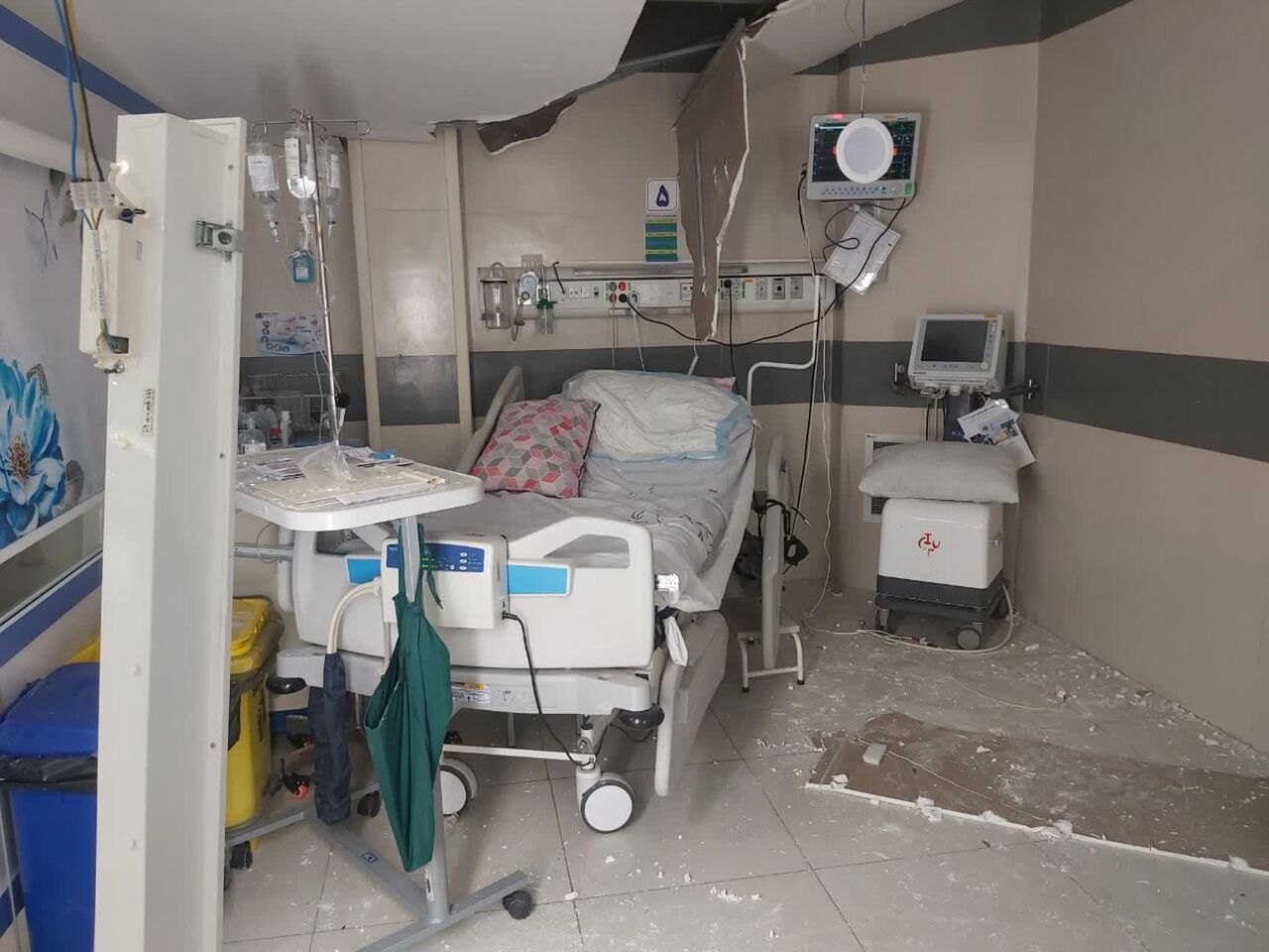 یک بیمارستان دیگر هدف حمله رژیم صهیونی قرار گرفت یک بیمارستان دیگر هدف حمله رژیم صهیونی قرار گرفت