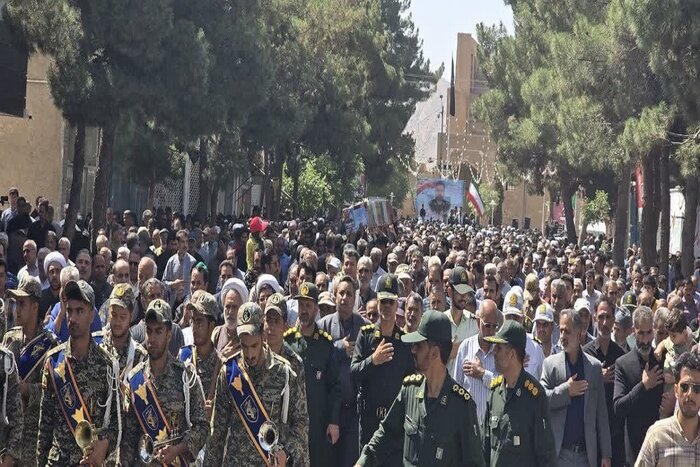 پیکر یکی از شهدای تجاوز رژیم صهیونیستی در قاین تشییع شد