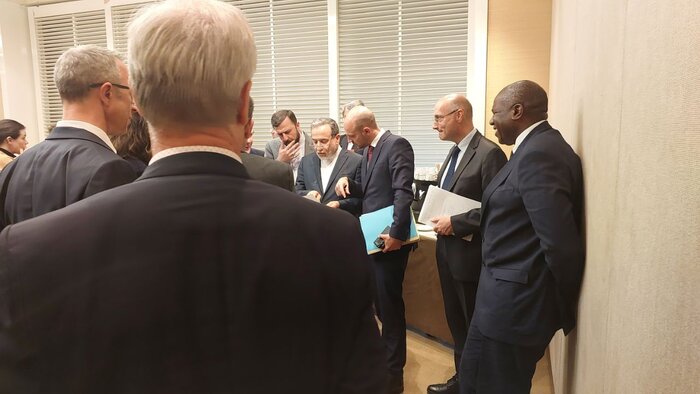 میدانگشایی دیپلماسی در قلب اروپا/ سه هدف مهم سفر عراقچی در ژنو چه بود؟