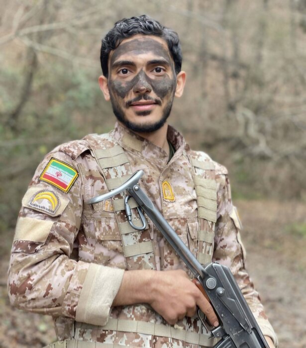 از زمین فوتبال تا آسمان شهادت؛ روایت پدر شهید علی مرادی از پسری که قهرمان ایران شد