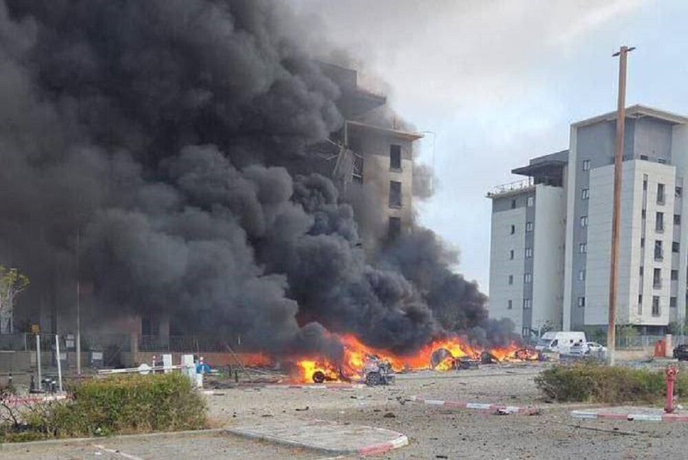 آغاز مرحله جدید حمله موشکی ایران و انفجارهای شدید در جنوب فلسطین اشغالی آغاز مرحله جدید حمله موشکی ایران و انفجارهای شدید در جنوب فلسطین اشغالی