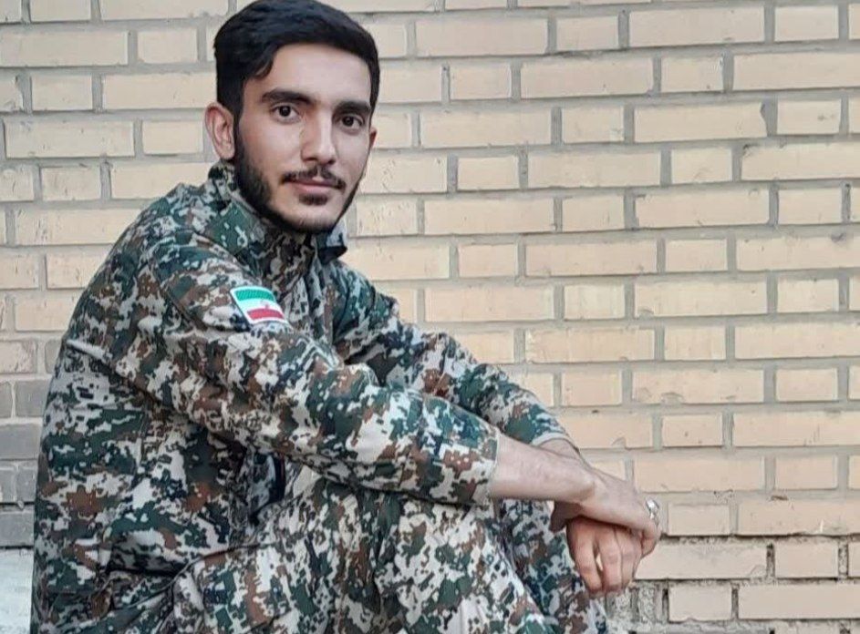 از زمین فوتبال تا آسمان شهادت؛ روایت پدر شهید علی مرادی از پسری که قهرمان ایران شد از زمین فوتبال تا آسمان شهادت؛ روایت پدر شهید علی مرادی از پسری که قهرمان ایران شد