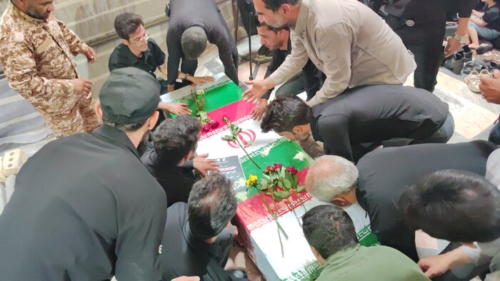 پیکر یکی از شهدای تجاور رژیم صهیونیستی در فردوس تشییع شد