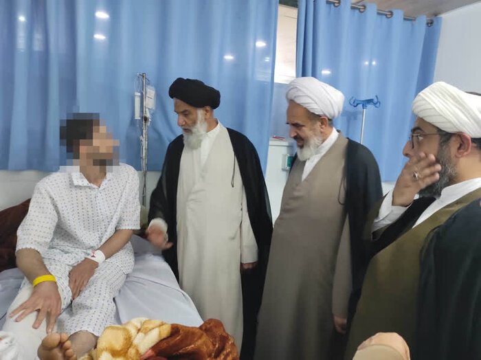 عیادت نماینده ولی فقیه در خوزستان از جانبازان تجاوز اخیر رژیم صهیونیستی