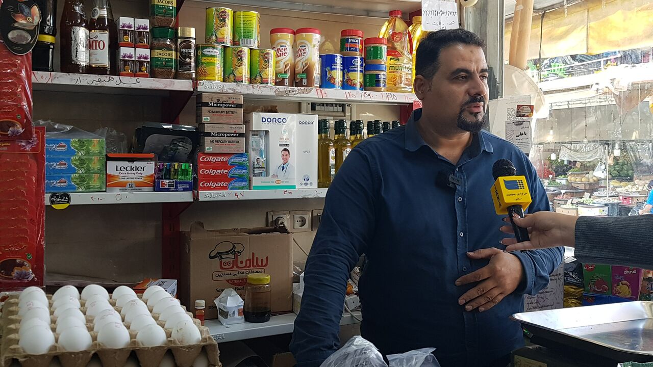 فروشندگان بوشهر مستقر در سنگر فروشندگان بوشهر مستقر در سنگر