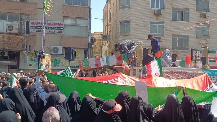 تشییع پرشور شهدای حمله صهیونیستها در اهواز؛ خروش مردم برای انتقام
