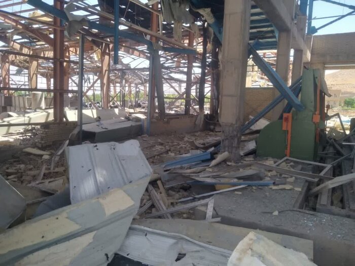 حمله صهیونیستها به کارخانه کاغذ کرمانشاه+عکس