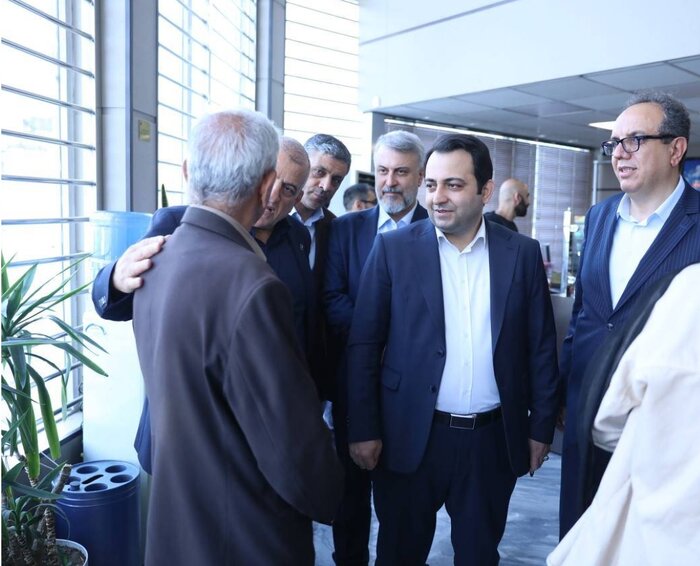 بازدید روزانه مدیرعامل، اعضای هیئت مدیره و مدیران ارشد بانک صادرات ایران از شعب وستاد بانک
