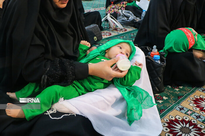 شیرخوارگان حسینی