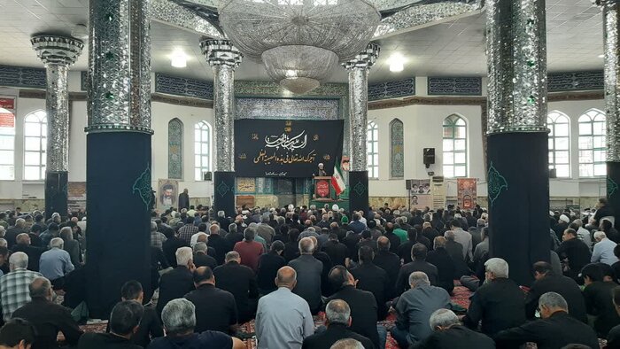 خطیب جمعه شاهرود: هویت ملی ایران اسلامی با حماقت دشمنان تقویت شد 