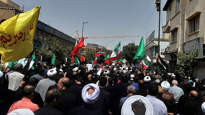 پیکر چهار شهید تجاوزهای اخیر رژیم صهیونیستی در قم تشییع شد