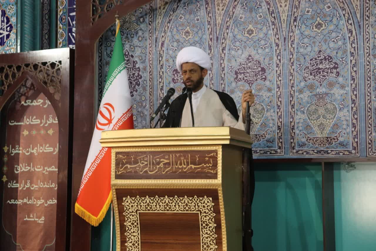 امام‌جمعه خرمشهر بر احیای صنعت لنج‌داری و رونق اقتصاد دریا و شلمچه تاکید کرد