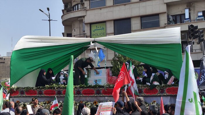 تشییع ۶۰ لاله وطن؛ ایرانم داغدار اما استوار و مقاوم